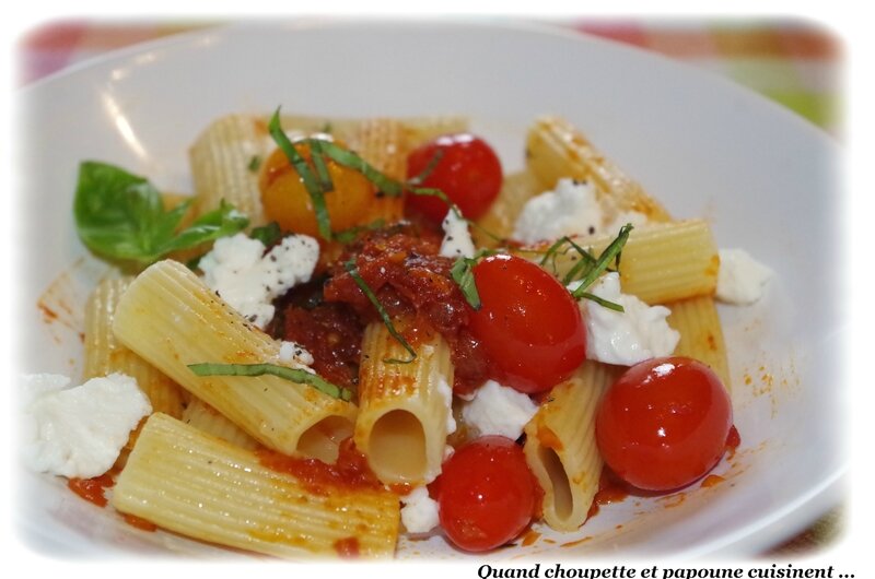 pâtes aux tomates mi-cuites-733