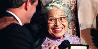 Il y a 15 ans, la mort de Rosa Parks, pionnière de la lutte pour les