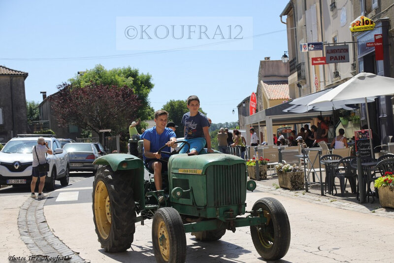 Photos JMP©Koufra 12 - Le Caylar - Fenaison - 13072019 - 0343