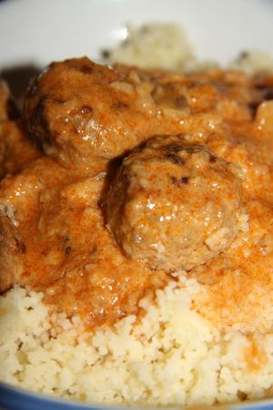 boulettes de veau sauce tomates et champignons