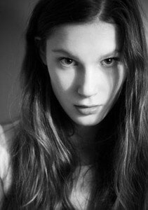 nicole1