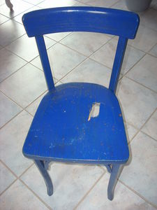 Chaise_bleue