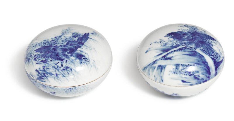Two blue and white 'Bird' seal paste boxes and covers, Republic period, by Wang Bu