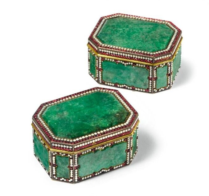 A rare pair of Canton Tribute embellished silver-gilt jadeite boxes, Qing dynasty, Qianlong period (1736-1795)