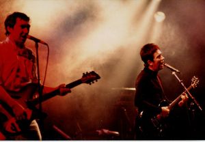 1992_02_Buzzcocks_Elysee_Montmartre_02