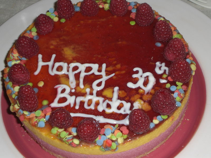 bavarois bicolore framboisemangue le gteau danniversaire de docteur alex - Gateau Anniversaire 30 Ans bavarois bicolore framboisemangue le gteau danniversaire de docteur alex - Gateau Anniversaire 30 Ans