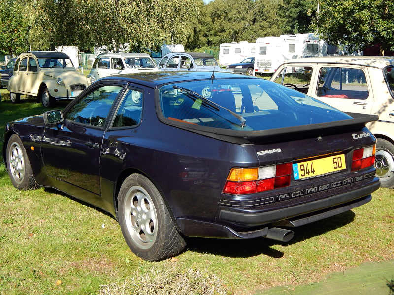 Porsche944turboar1