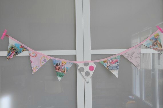 decoration-pour-enfants-guirlande-fanions-theme-fille-mart-2464997-dsc-4660-4f458_570x0