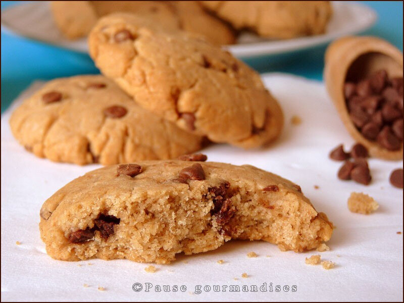 Cookies aux pépites de chocolat au lait et beurre de cacahuète (12)