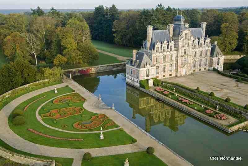 FR_Normandie_chateau_Beau_Mesnil_f5c1283556cd4de8abdf37a74fc9750d