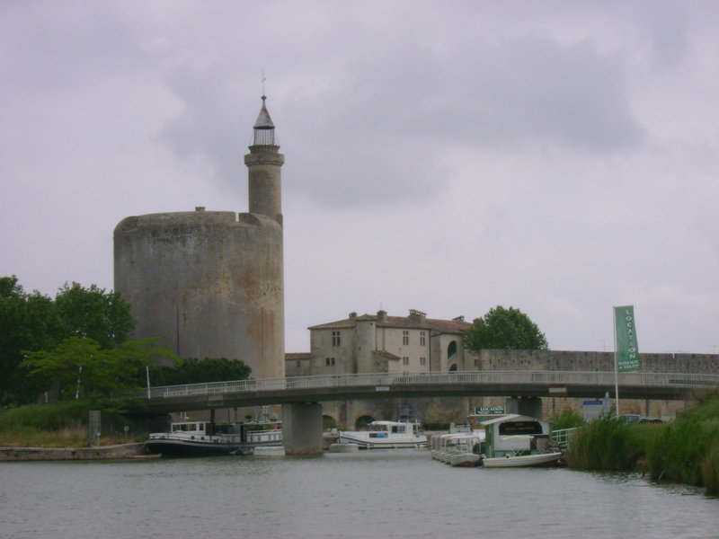 Tour-de-constance