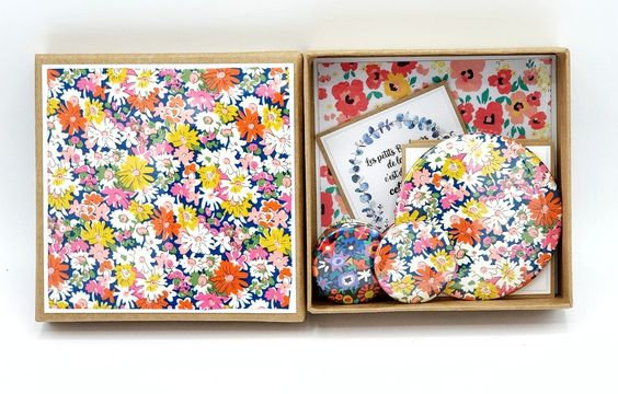boite badges liberty