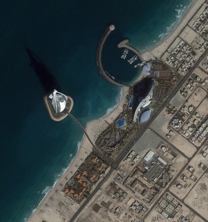 01_Dubai__1297x1381__Satellite_Pictures___