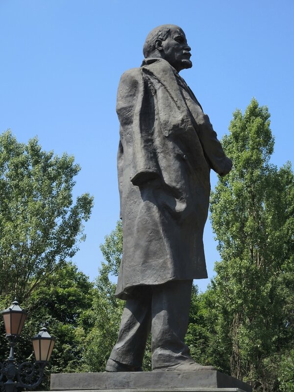 Kaliningrad, statue de Lenine, profil
