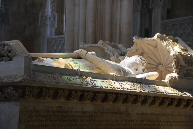 DSC09874-P-Batalha-Monastère Notre Dame de la Victoire-La Chapelle du fondateurTombeau du Roi jean 1 et de la reine Felipa de Lancaster