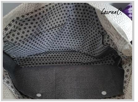 SAC SIMILI DRAGON BLANC VAGUES LOSANGES INTERIEUR