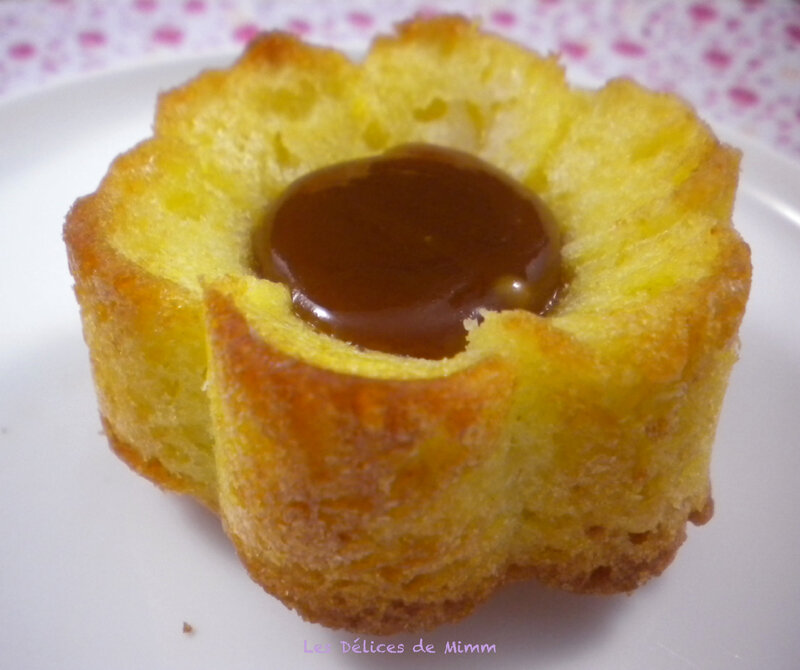 Fleurs aux pommes et au caramel au beurre salé 6