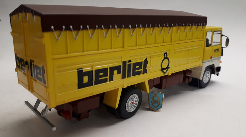 #51-Berliet GR 280 (3)