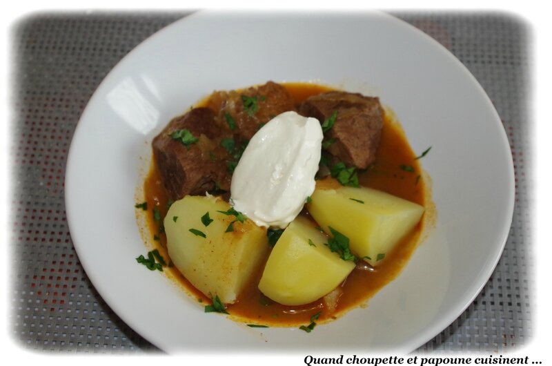 goulash-3398