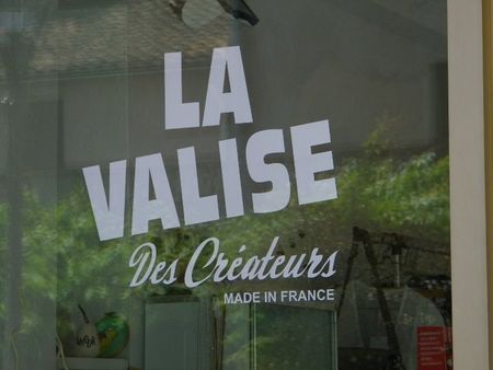 la_valise_des_cr_a