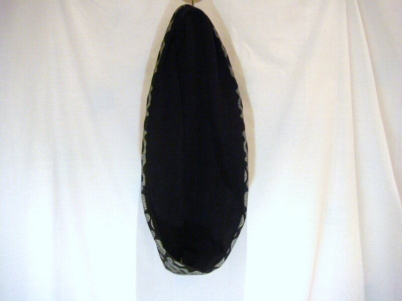 Snood rond gris noir intérieur