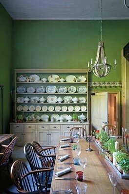 private-dining-room-at-the-pig-at-combe-hotel-devon-conde-nast-traveller-18oct16-james-merrell_264x396