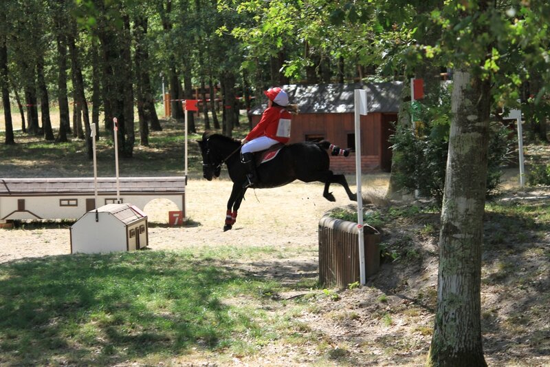 léia lamotte cross 2011