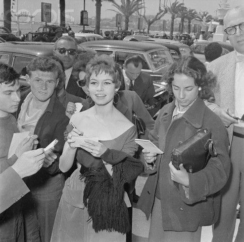 1955-05-festival_de_cannes-030-1