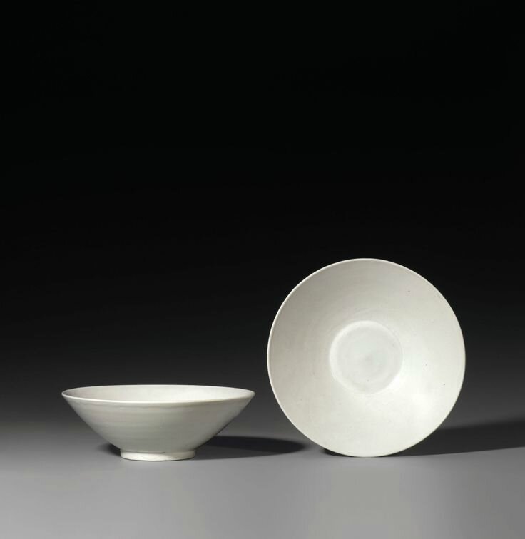 A pair of rounded conical bowls, Five Dynasties – Early Northern Song, 10th Century, North China