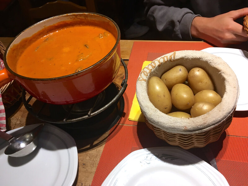 fondue à la tomate, bolet, lardons