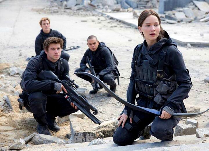 Hunger Games Mockingjay Part 2 Katniss and Gale
