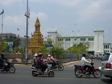 2eme_jour__wat_Phnom_ballade_JJ_010