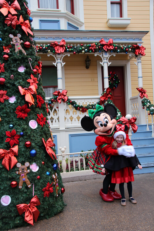 disneyland_paris_noel_minnie