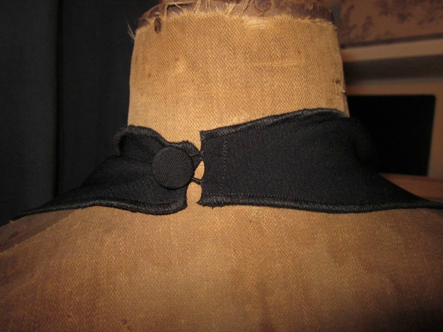 Robe BENOITE en polyester noir (4)