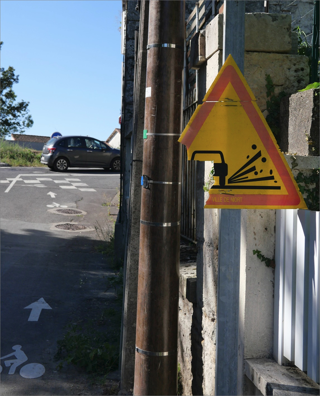 Niort après-midi été 040820 15 ym panneau éclaté