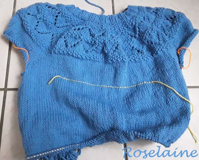 Roselaine Frambuesa Sweater by Drops Design 4