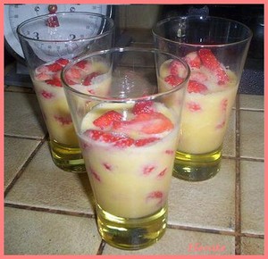 Verrine de fraises au sabayon recettes dessert Gratin de poires et kiwis au sabayon