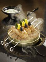 adamski_filet_d_esturgeon_roti_et_fume_caviar_d_aquitaine_et_beurres_composes