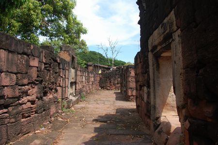 Ruin_of_Phimai