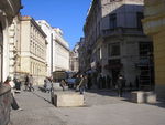 PC110345