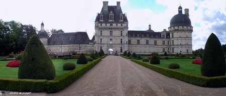 Chateau_grand_angle