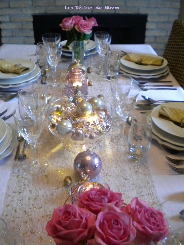 Tabledenoelrosepoudréetor2