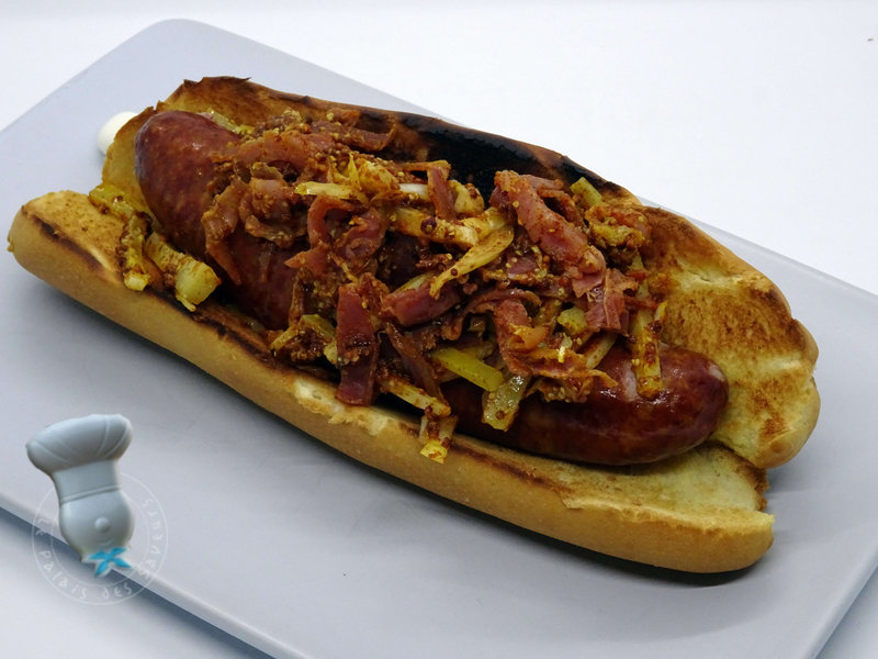 Hot-dog Montbéliard, jambon, Comté