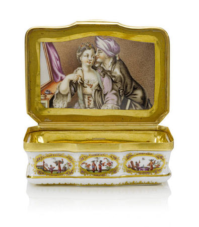 A_Meissen_gold_mounted_snuff_box__circa_1735_40_