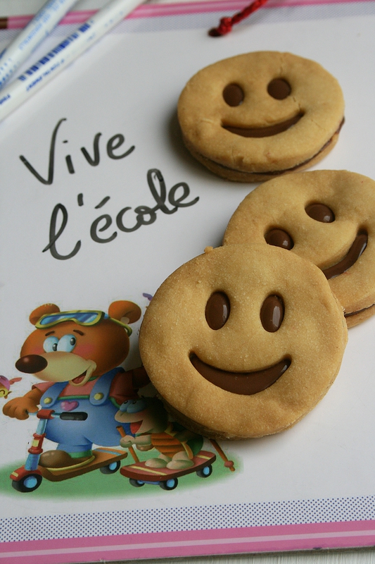 Sablés smilys au chocolat - Biscuits sourire 2