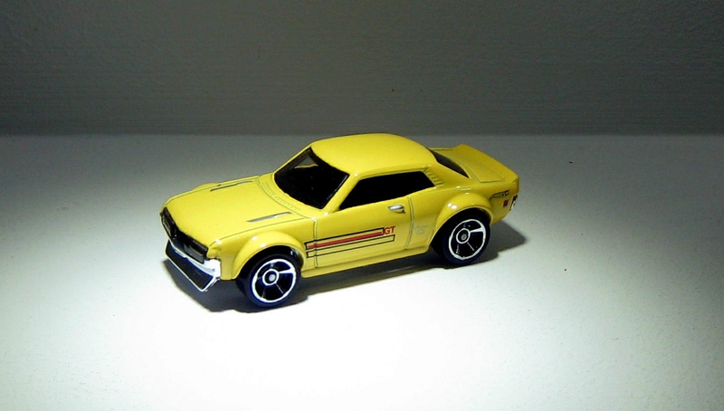 Toyota celica de 1970 (Hotwheels 2013)