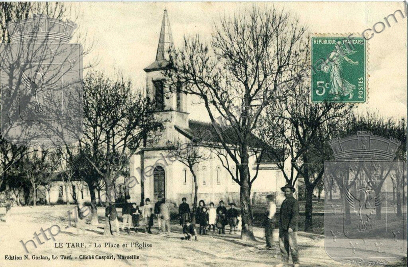 LE TARF - La place de l'église (carte postale)