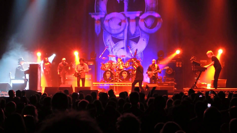 Toto live