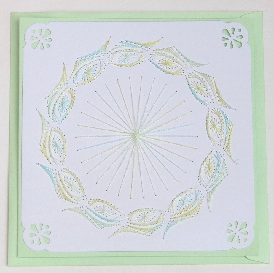 527