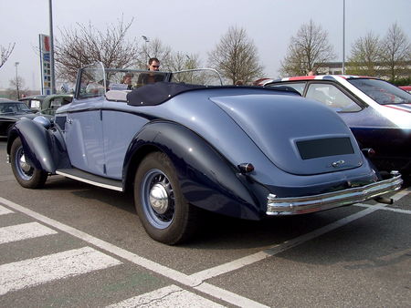 HOTCHKISS 686 Biarritz Cabriolet 1939 au Retrorencard 2